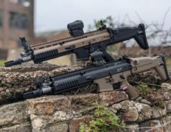 Tokyo Marui Scar L CQC Dual Tone - Black top, Tan bottom.