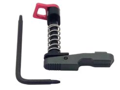 Emerson M4 Emerson M4 CNC Magazine Catch (Black/Red) airsoft